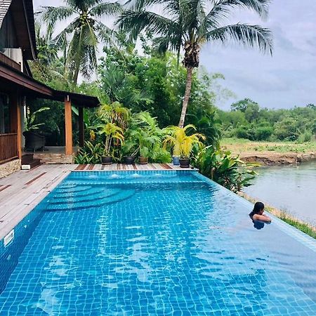 Nanai Resort Salakphet 象岛 外观 照片